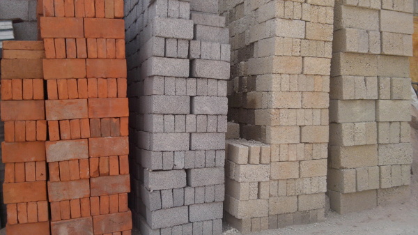 Block y ladrillo