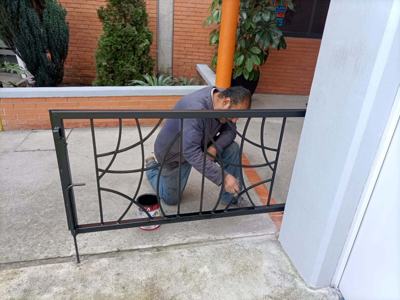 Barandal y pasamanos